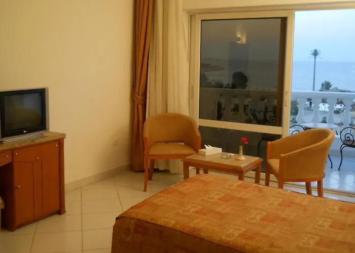 Royal Paradise Курортный комплекс 4*