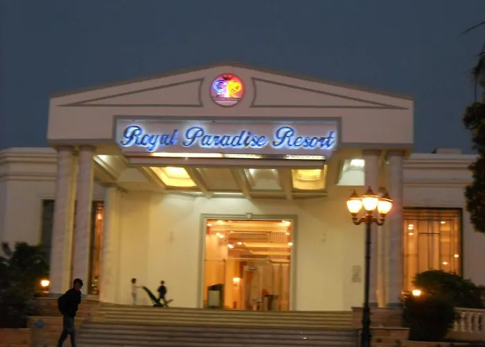 Royal Paradise 4*