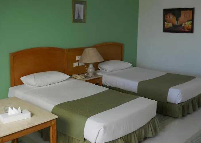 Курортный комплекс Royal Paradise 4*