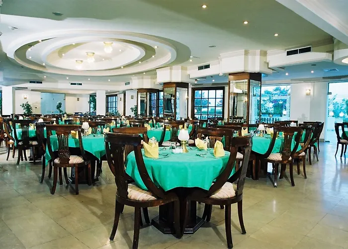 Курортный комплекс Royal Paradise